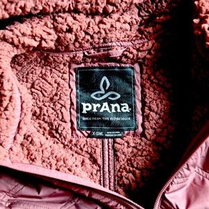 Prana 1/2 zip Elsa jacket